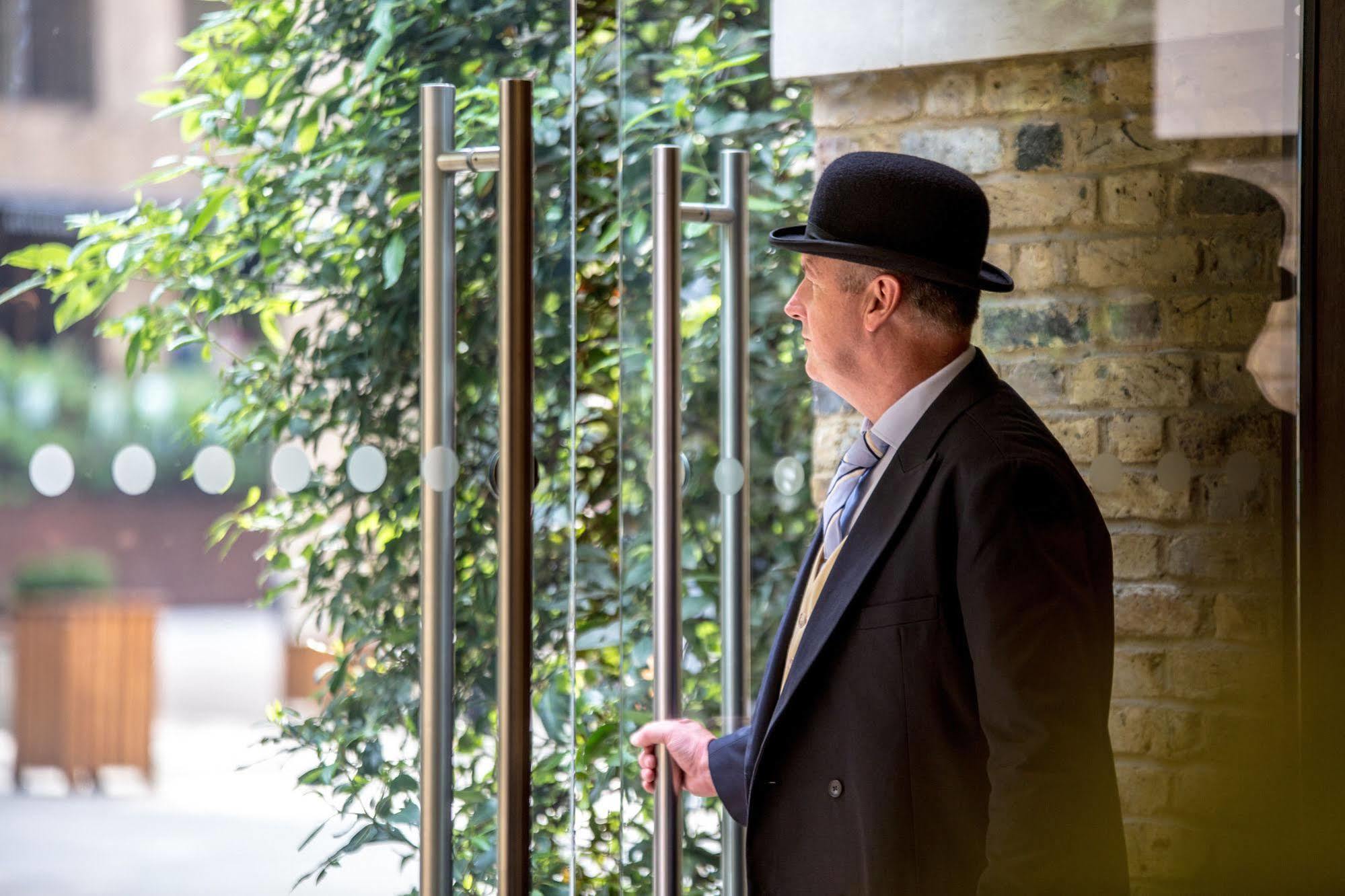 Devonshire Club & Hotel Londra Esterno foto